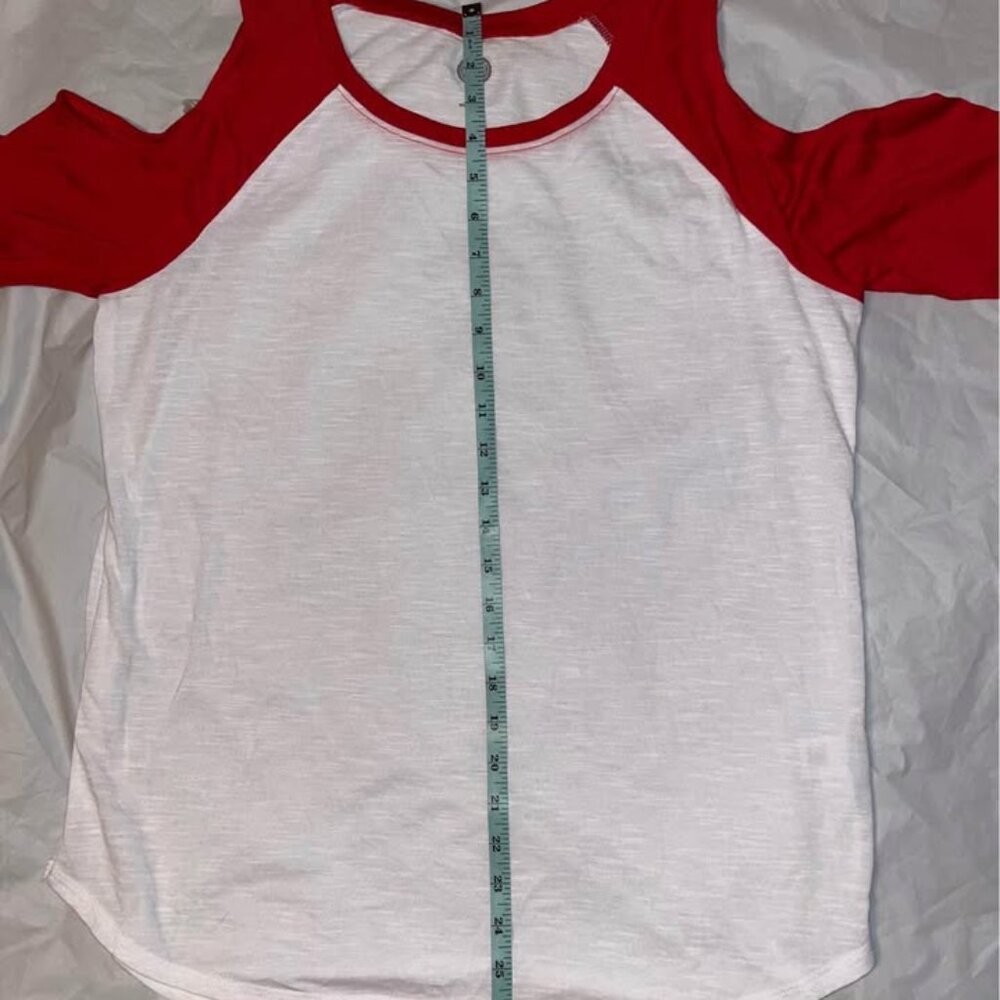 Authentic American Heritage by SO Dropped Shoulder White & Red Shirt, XL - Picture 9 of 9
